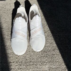 Adidas Women's Comfortfoam White and Light Pink Slip-On Sneakers